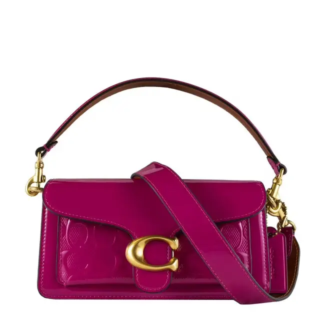 Coach Tabby 20″ Classic Shoulder Bag
