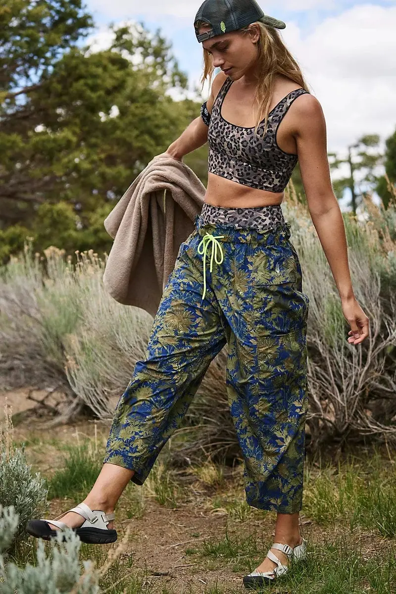 Free People Movement In the Wild Printed Leggings – High-Waisted Stretch Pant