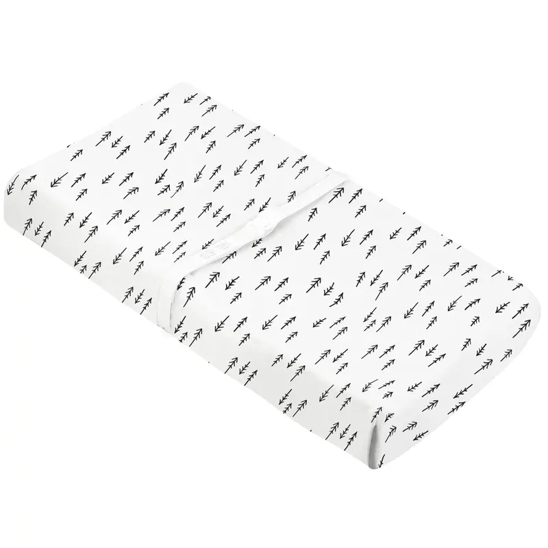 KUSHIES Organic Jersey Fitted Changing Pad Sheet – Black Arrow Print