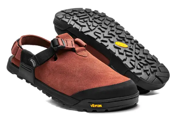 Mountain Clog in Clay-Tone Leather Suede
