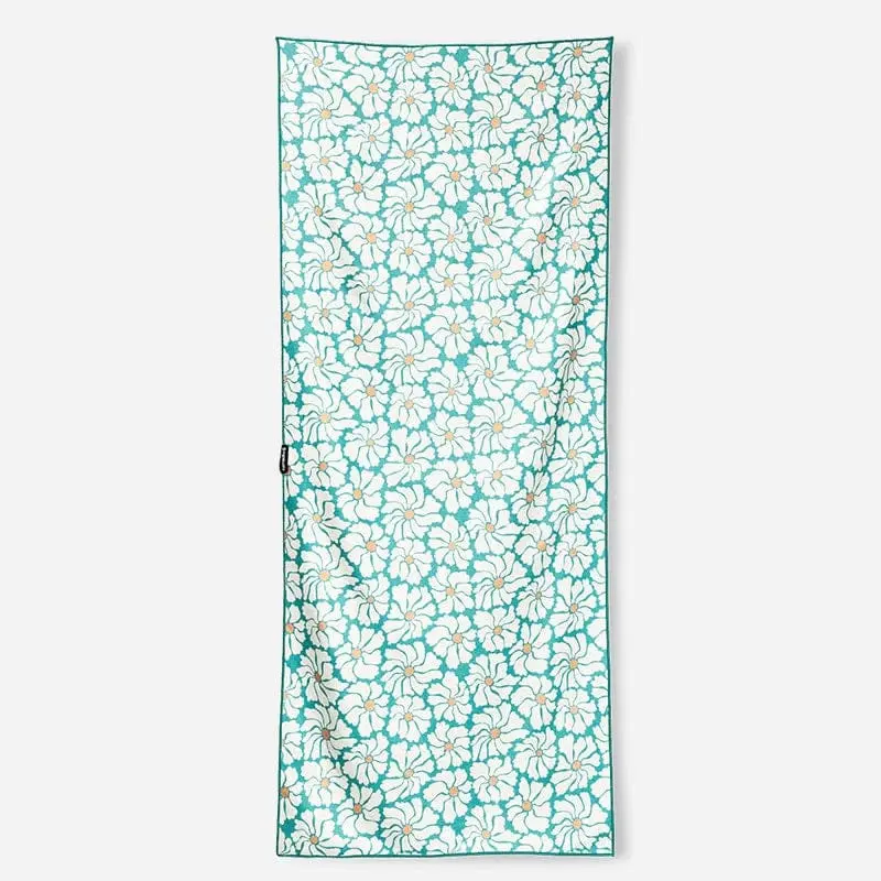 Nomadix Daze Aqua Blue Original Towel – Vibrant Full-Size Quick-Dry Option