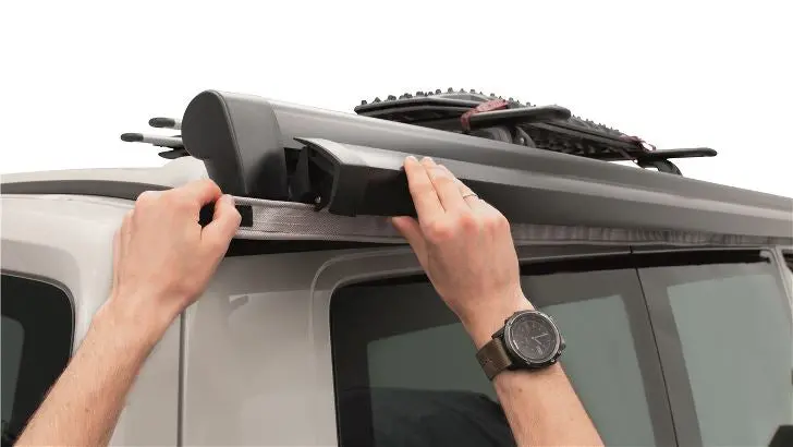 Outwell Drive-Away Awning Connection Kit – Compatible with 7mm & 5mm Fiamma/Thule Rails
