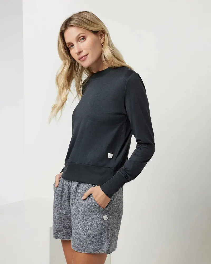 Vuori Daydream Crew – Women’s Cozy, Elevated Lounge & Light-Activity Sweater