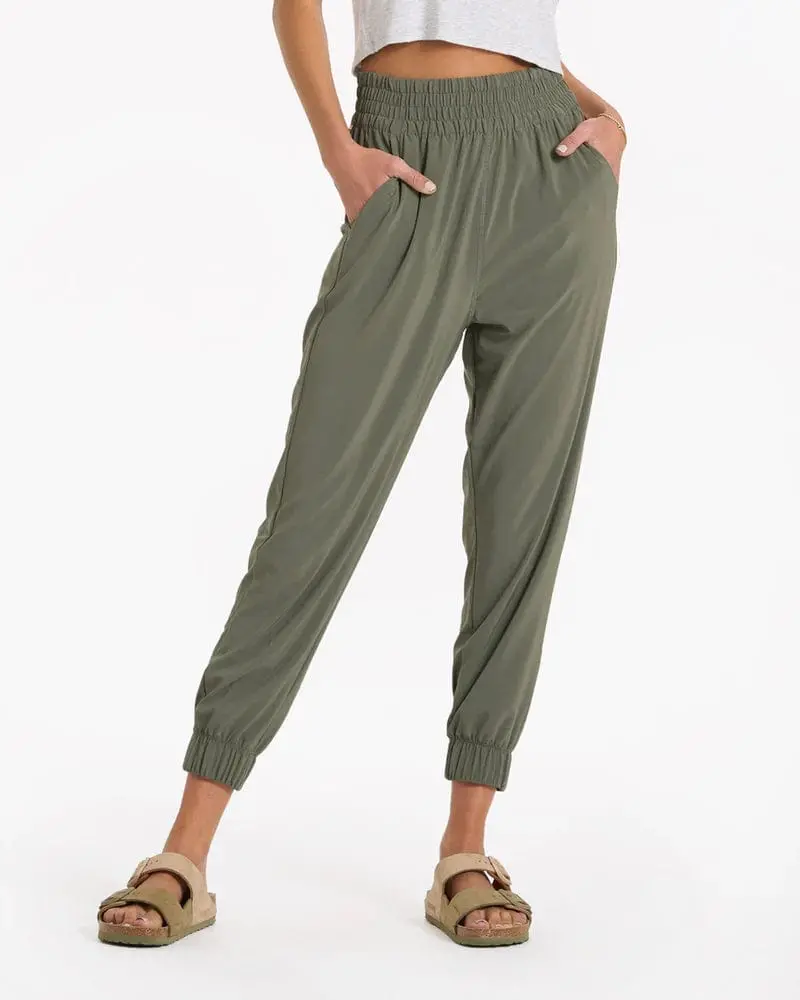 Vuori Villa Relaxed-Fit Joggers for Women
