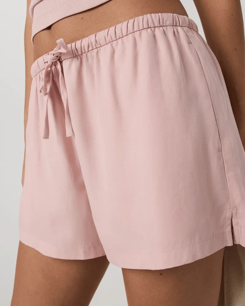 Vuori Women’s Trestles Twill Tie-Front Short