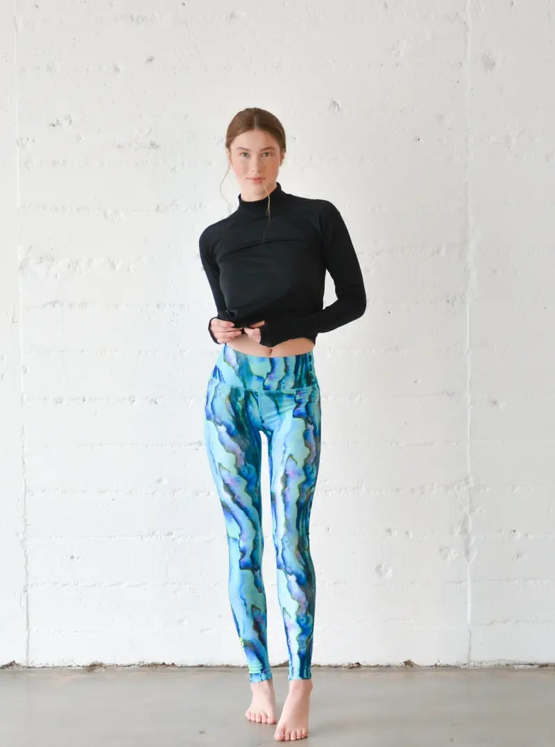 Women’s Blue Abalone Print UPF 50+ Swim Leggings for Sun Safety