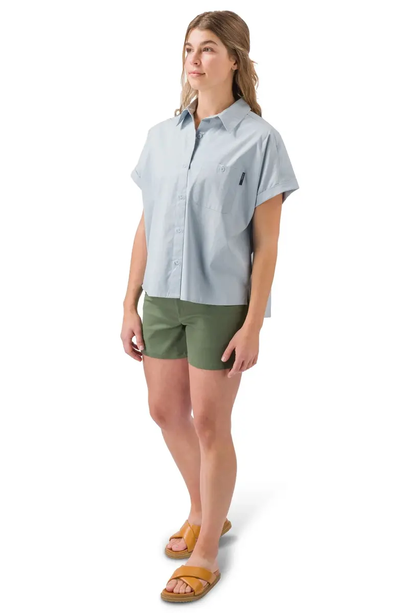 Women’s Casual Around Town Button-Down Shirt