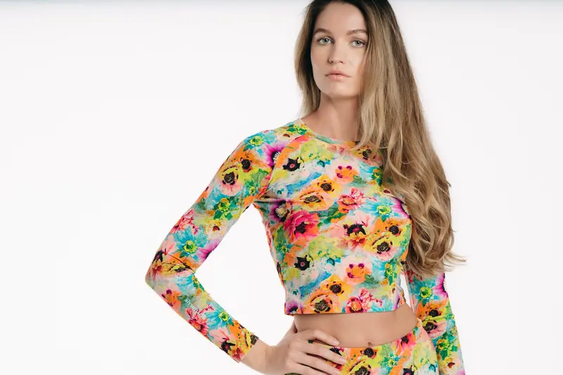 Women’s Cropped Sea Poppy Pink UPF 50+ Textured Rash Guard