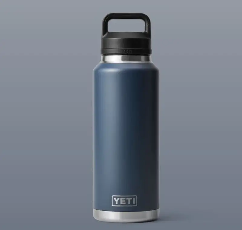 Yeti Rambler 46 oz Chug Bottle – Navy